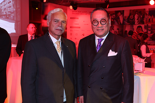 Marcio Barbosa and Chinese businessman Peter Liu at the World Economic Forum, Davos