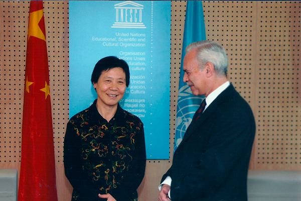 Marcio Barbosa and Ambassador Shi-Shuyun from China, UNESCO.