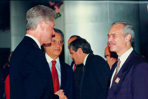 Marcio Barbosa and Bill Clinton in Brazil.