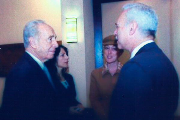 Marcio Barbosa and President of Israel Shimon Perez in Tel-Aviv.